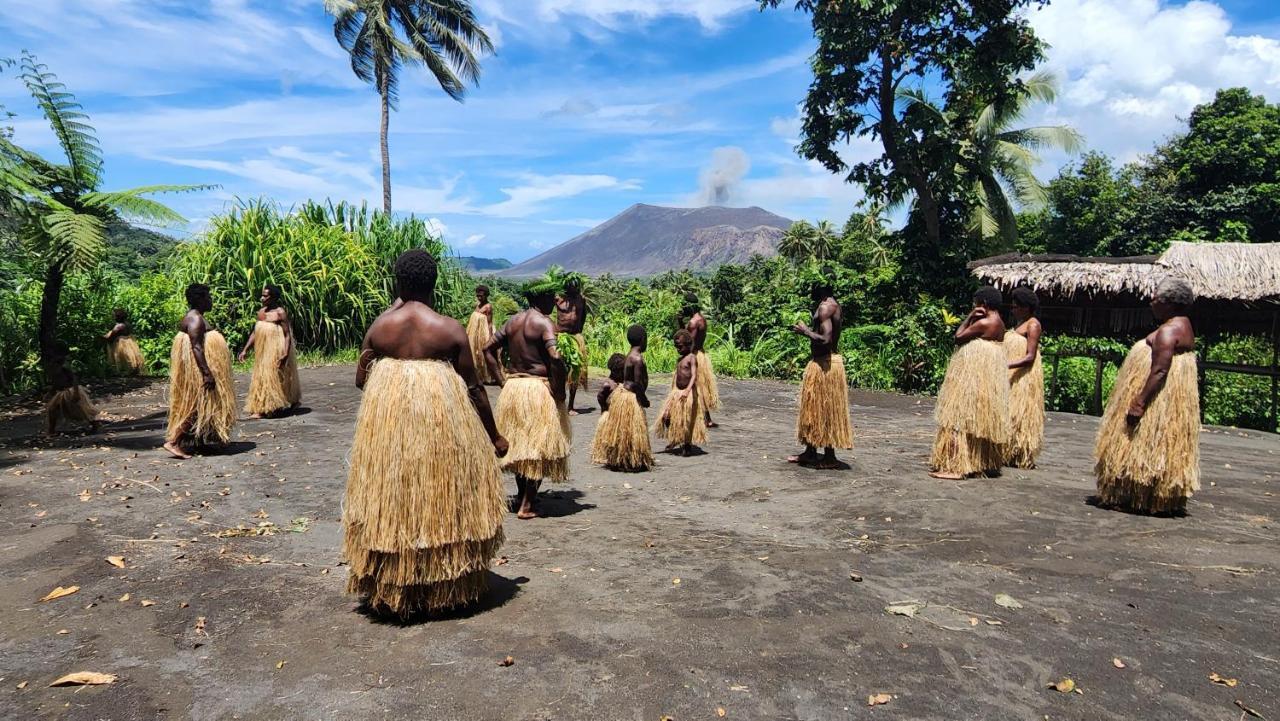 Tanna Volcano View Tree House Lenkuru Exterior photo
